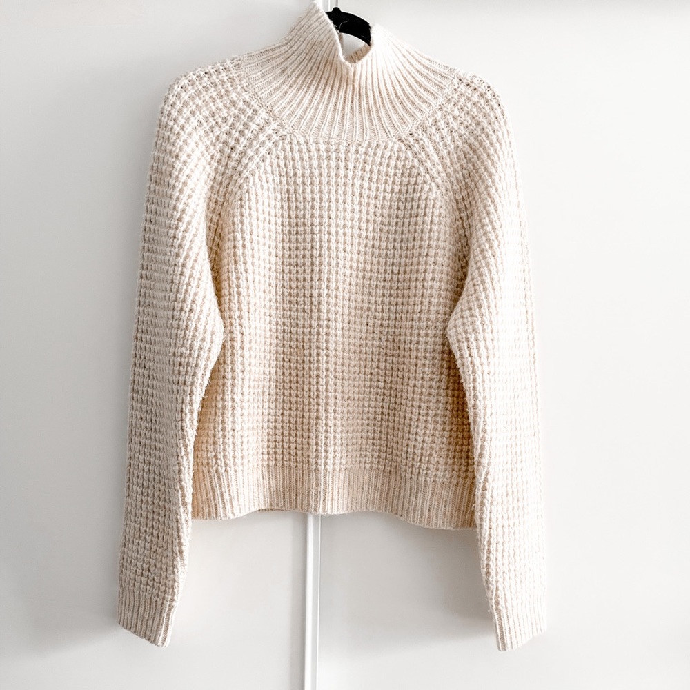 *SOLD* NWOT Wilfred Turtleneck Knit Sweater - Picture 7 of 15